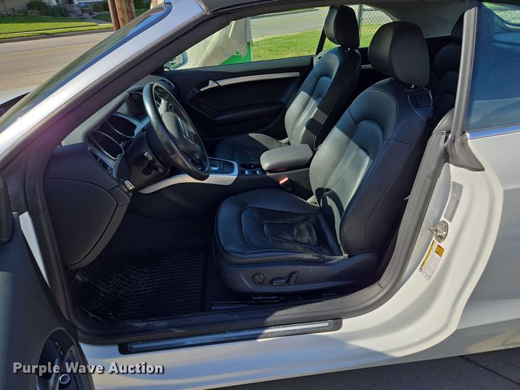 image for item EE8557 2012 Audi A5 convertible