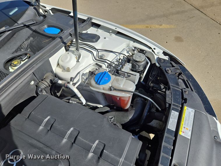 image for item EE8557 2012 Audi A5 convertible