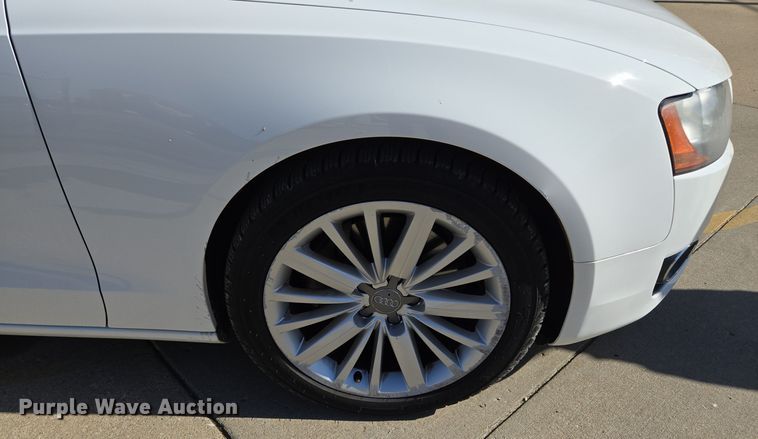 image for item EE8557 2012 Audi A5 convertible