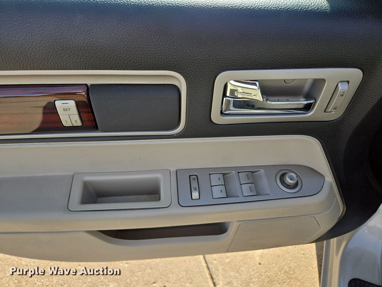 image for item EE8559 2007 Lincoln  MKZ 