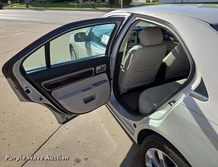 image for item EE8559 2007 Lincoln  MKZ 