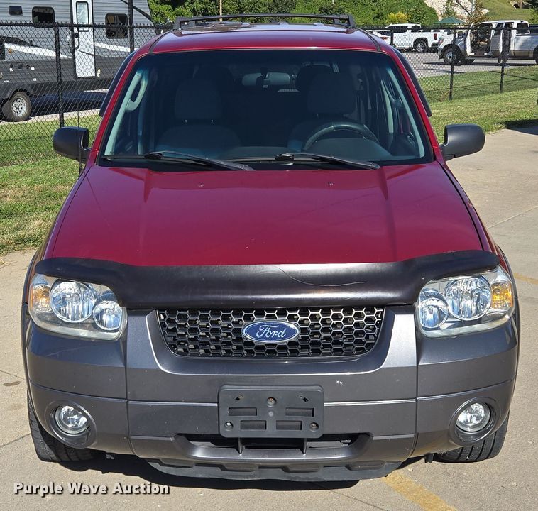 image for item EE8562 2006 Ford  Escape XLT SUV
