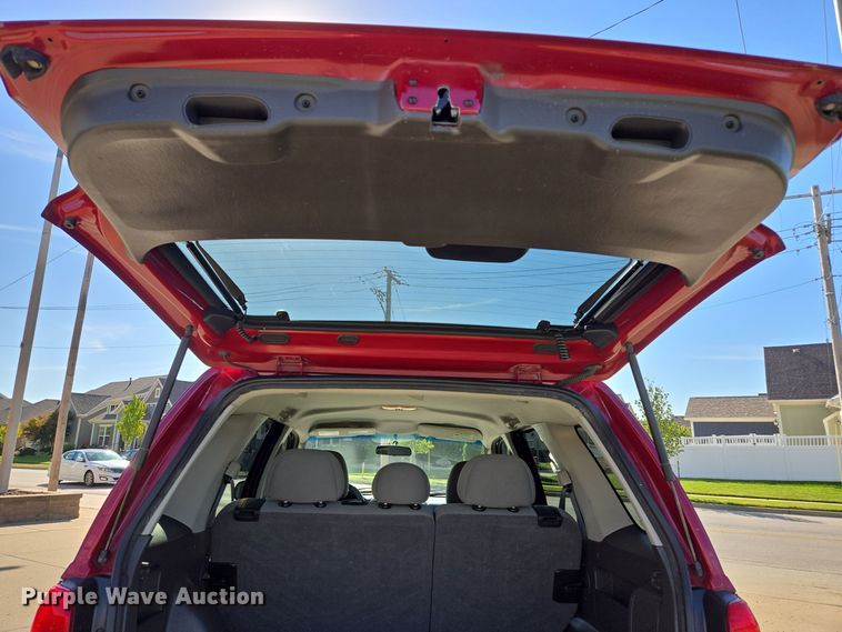 image for item EE8562 2006 Ford  Escape XLT SUV