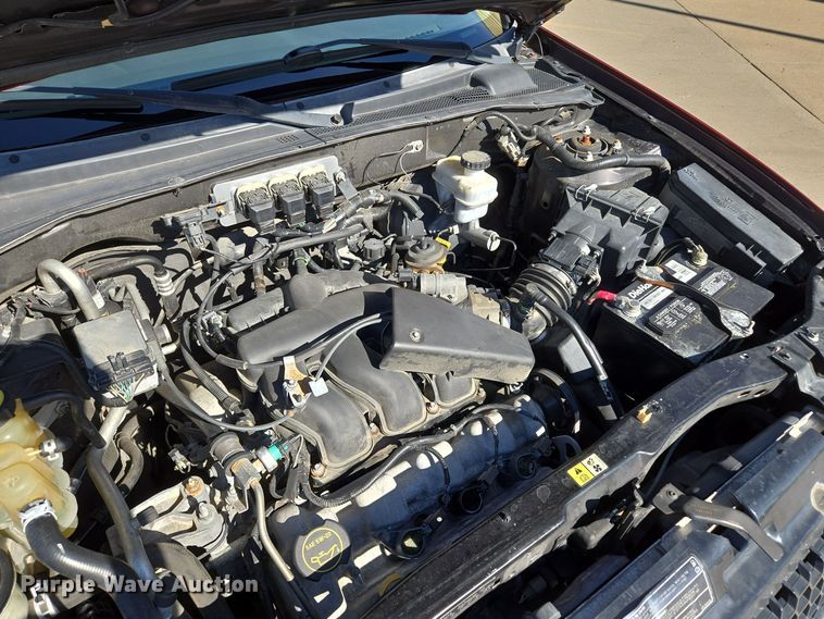 image for item EE8562 2006 Ford  Escape XLT SUV