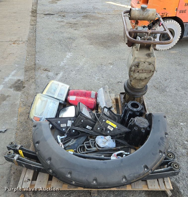 image for item EE8584 Case  SL 2 plate compactor