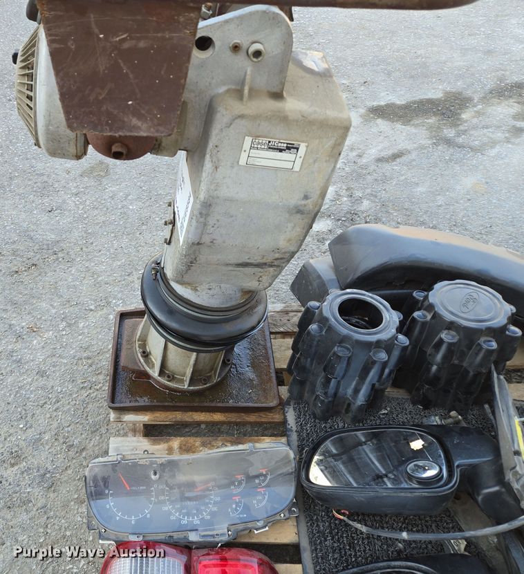 image for item EE8584 Case  SL 2 plate compactor