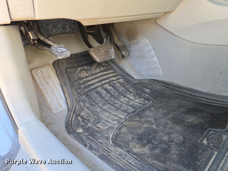 image for item EE8587 2008 Toyota  Camry LE 