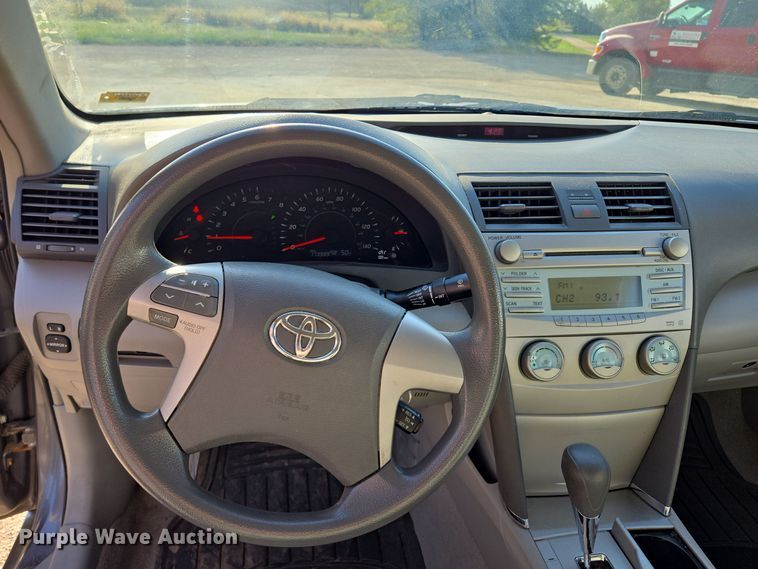 image for item EE8587 2008 Toyota  Camry LE 