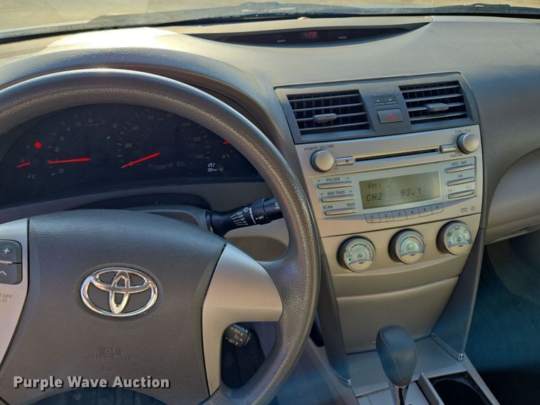 image for item EE8587 2008 Toyota  Camry LE 