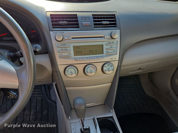 image for item EE8587 2008 Toyota  Camry LE 