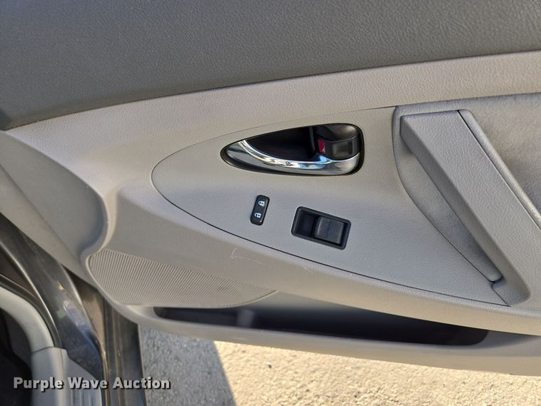 image for item EE8587 2008 Toyota  Camry LE 