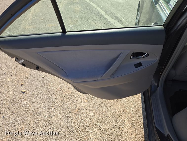 image for item EE8587 2008 Toyota  Camry LE 