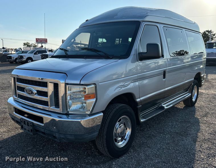 image for item EG0930 2011 Ford E250 handicap accessible van