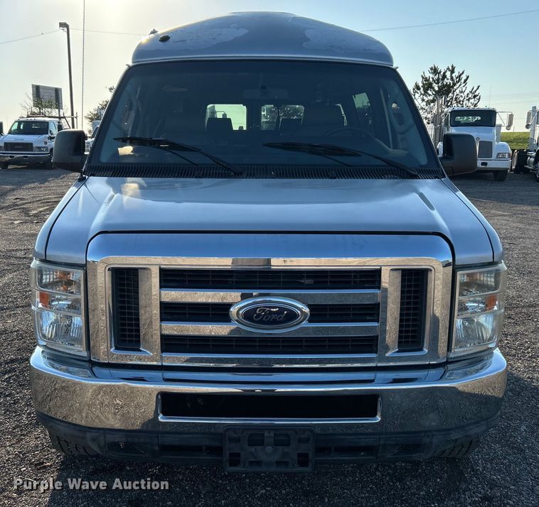 image for item EG0930 2011 Ford E250 handicap accessible van