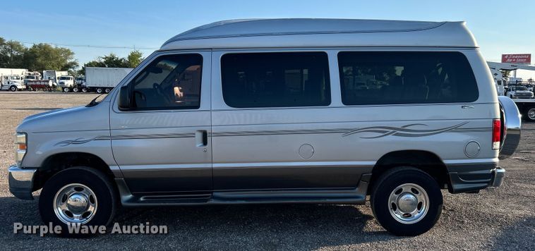 image for item EG0930 2011 Ford E250 handicap accessible van