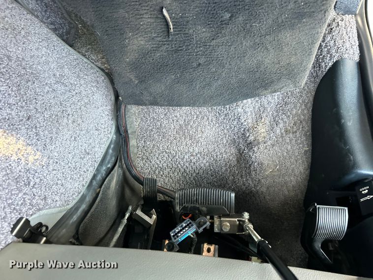 image for item EG0930 2011 Ford E250 handicap accessible van