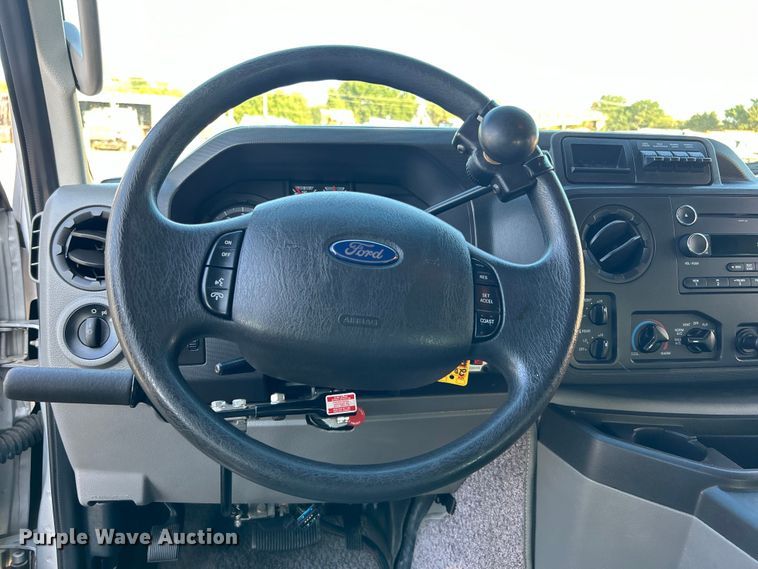 image for item EG0930 2011 Ford E250 handicap accessible van