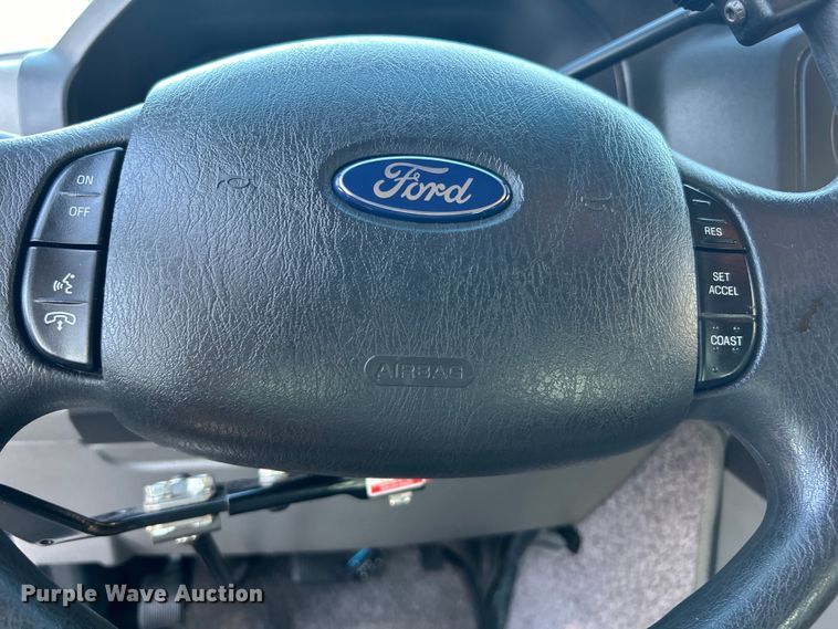 image for item EG0930 2011 Ford E250 handicap accessible van