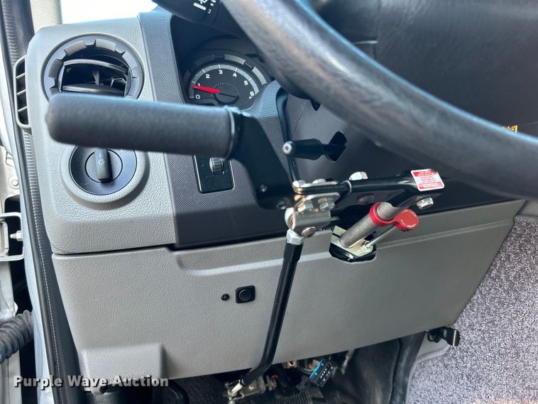 image for item EG0930 2011 Ford E250 handicap accessible van