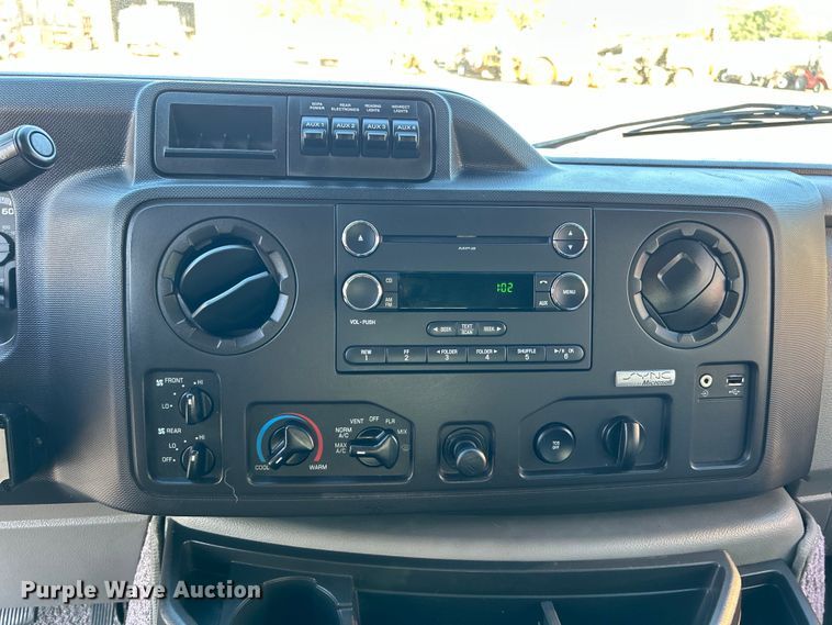 image for item EG0930 2011 Ford E250 handicap accessible van