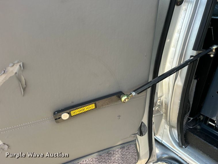 image for item EG0930 2011 Ford E250 handicap accessible van