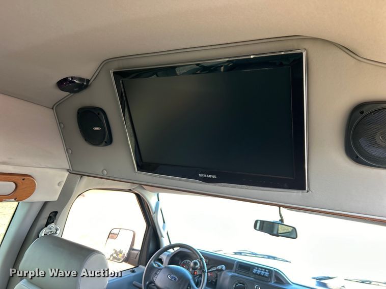image for item EG0930 2011 Ford E250 handicap accessible van