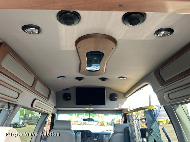 image for item EG0930 2011 Ford E250 handicap accessible van