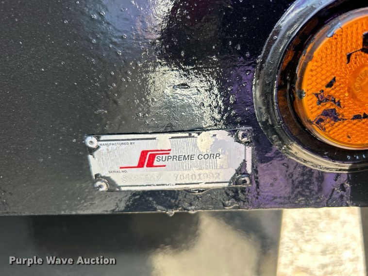 image for item EG1065 2007 Ford F650 Super Duty  flatbed truck