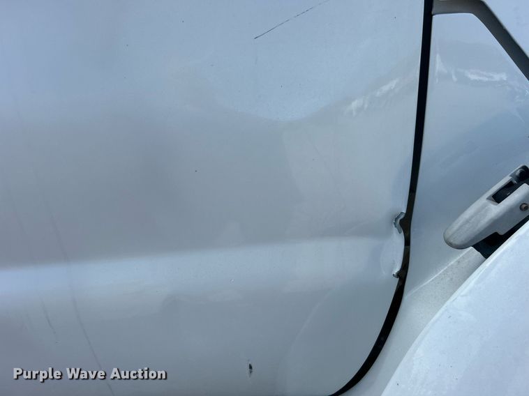 image for item EG1065 2007 Ford F650 Super Duty  flatbed truck