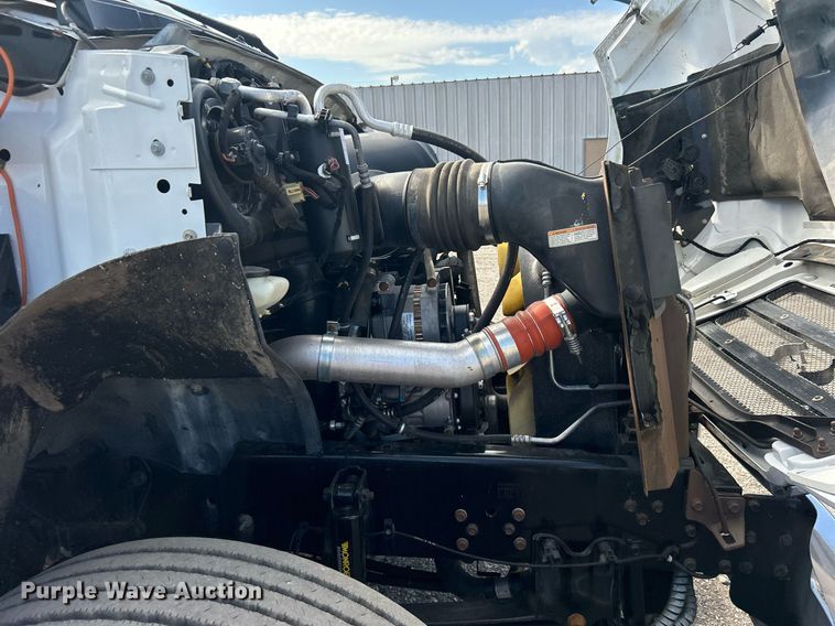 image for item EG1065 2007 Ford F650 Super Duty  flatbed truck