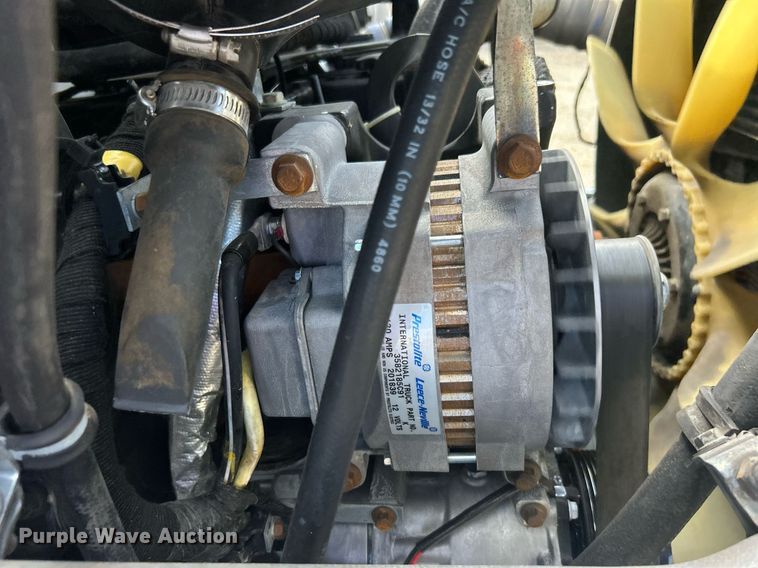 image for item EG1065 2007 Ford F650 Super Duty  flatbed truck