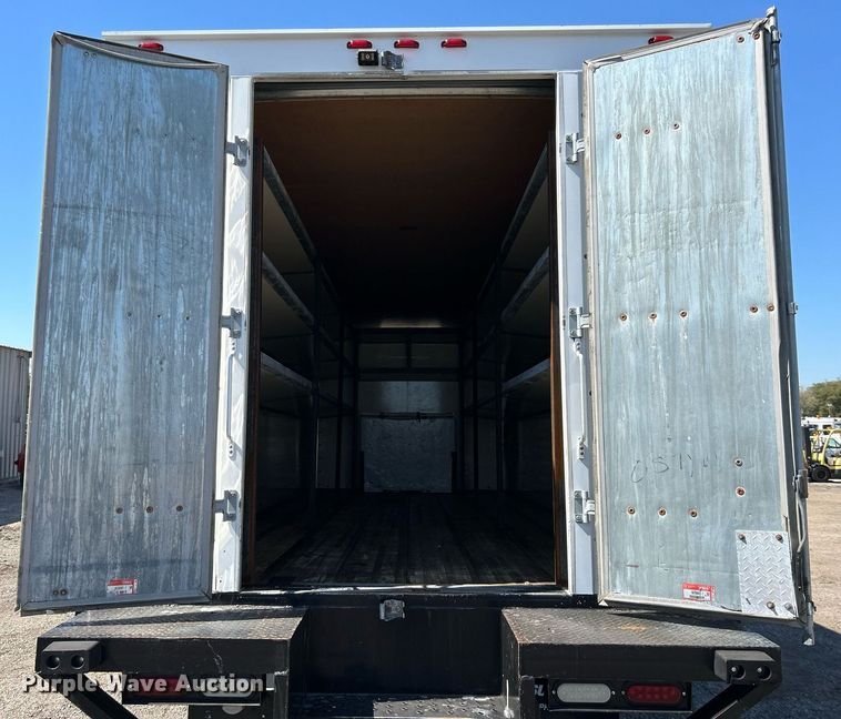 image for item EG1103 2016 Ford F650 Super Duty  box truck