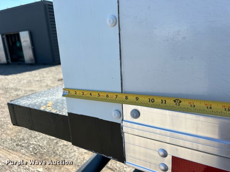 image for item EG1103 2016 Ford F650 Super Duty  box truck