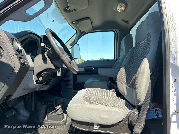 image for item EG1103 2016 Ford F650 Super Duty  box truck