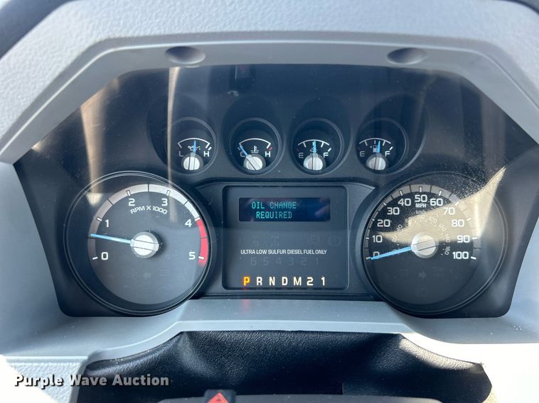 image for item EG1103 2016 Ford F650 Super Duty  box truck