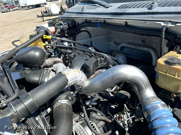 image for item EG1103 2016 Ford F650 Super Duty  box truck