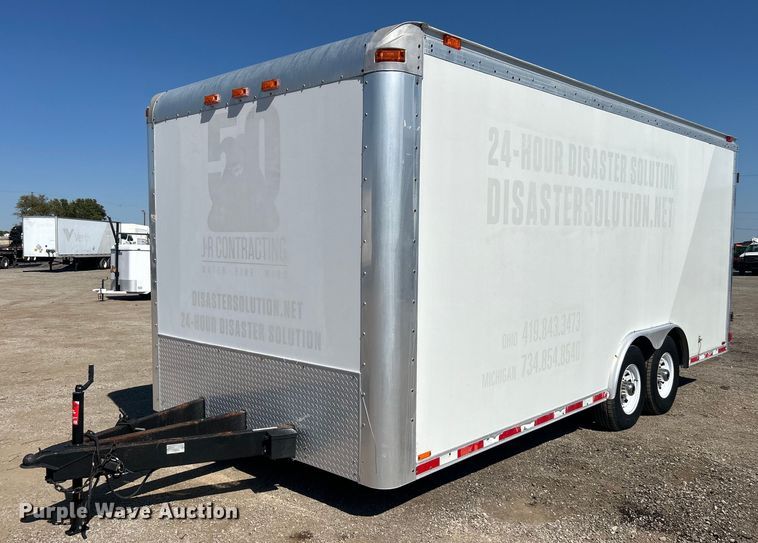 image for item EG1119 1999 Forest River enclosed cargo trailer