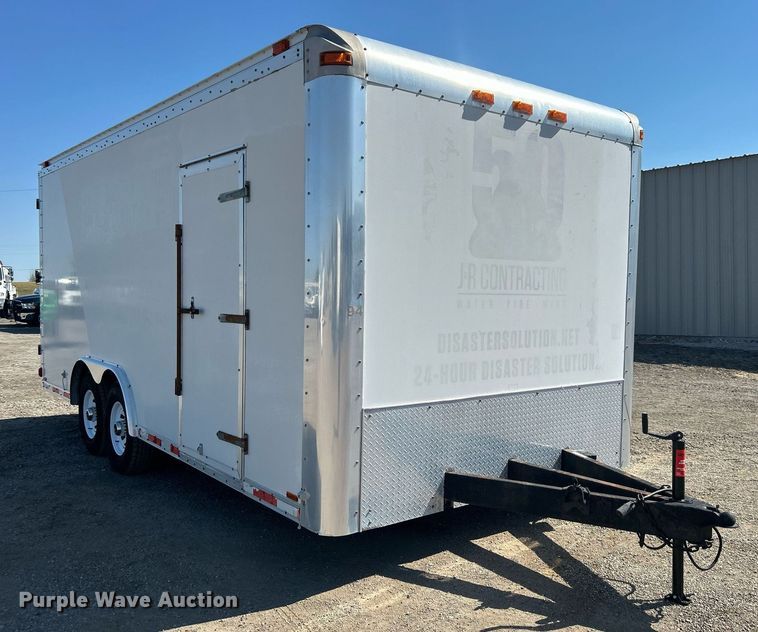 image for item EG1119 1999 Forest River enclosed cargo trailer