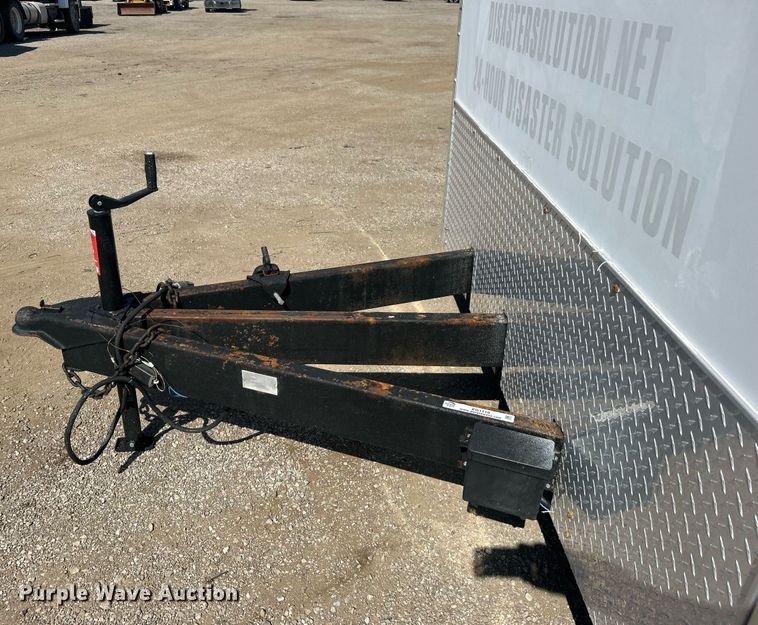 image for item EG1119 1999 Forest River enclosed cargo trailer