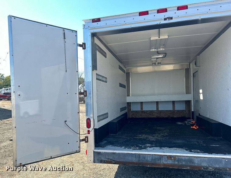image for item EG1119 1999 Forest River enclosed cargo trailer