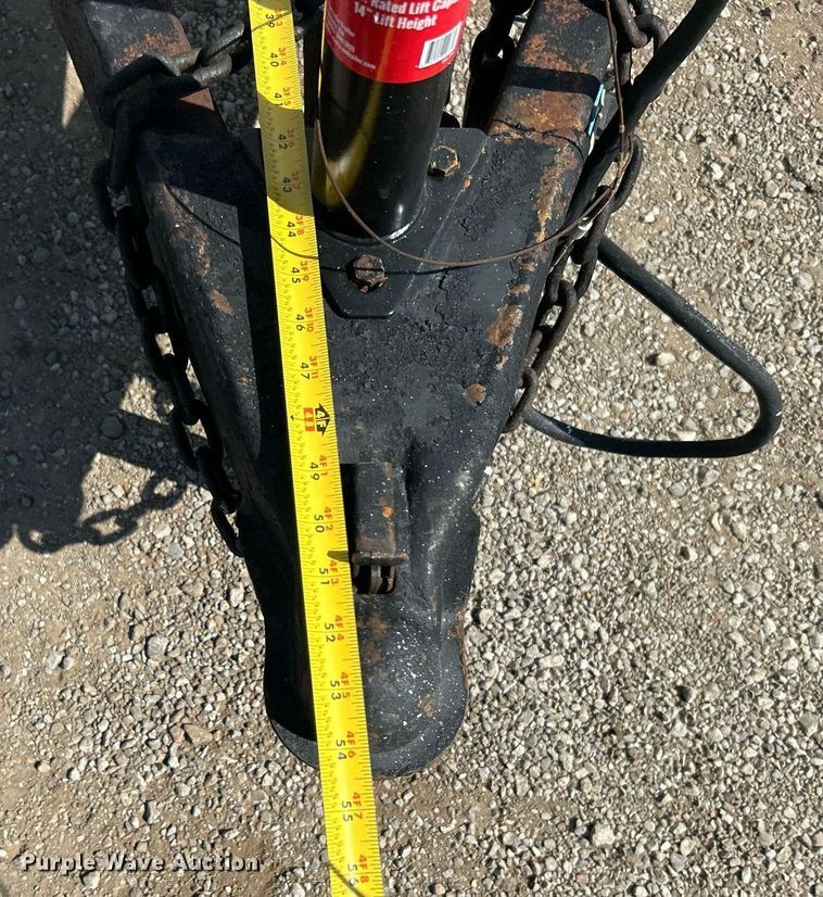 image for item EG1119 1999 Forest River enclosed cargo trailer