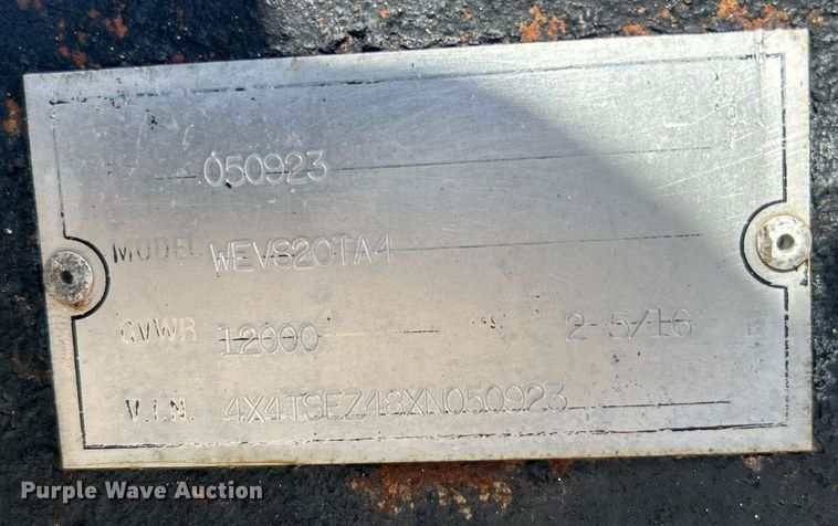 image for item EG1119 1999 Forest River enclosed cargo trailer