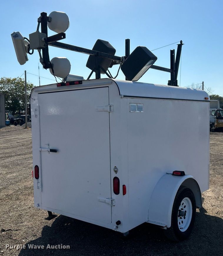 image for item EG1126 2007 CM Trailers enclosed cargo trailer