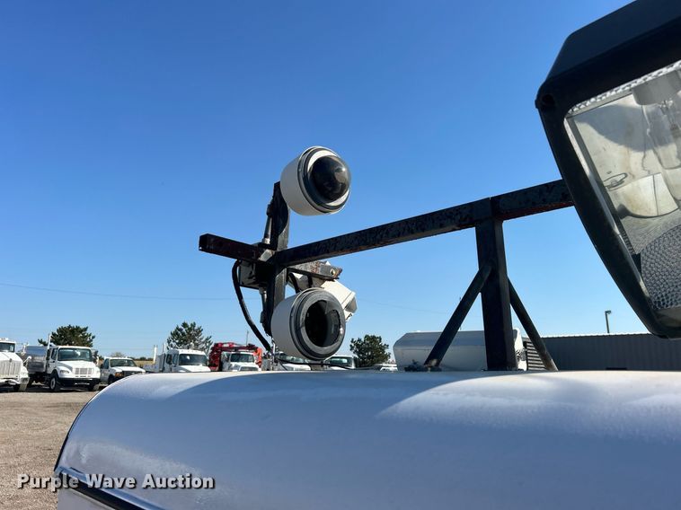 image for item EG1126 2007 CM Trailers enclosed cargo trailer