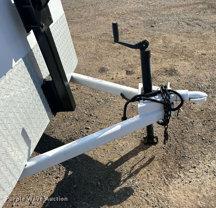 image for item EG1126 2007 CM Trailers enclosed cargo trailer