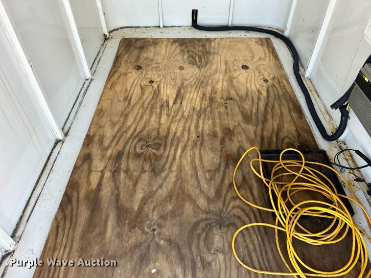 image for item EG1126 2007 CM Trailers enclosed cargo trailer