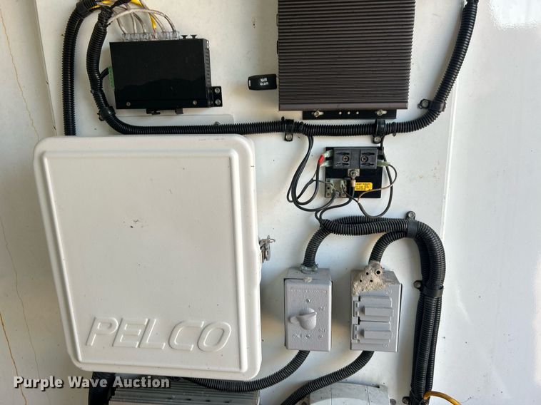 image for item EG1126 2007 CM Trailers enclosed cargo trailer