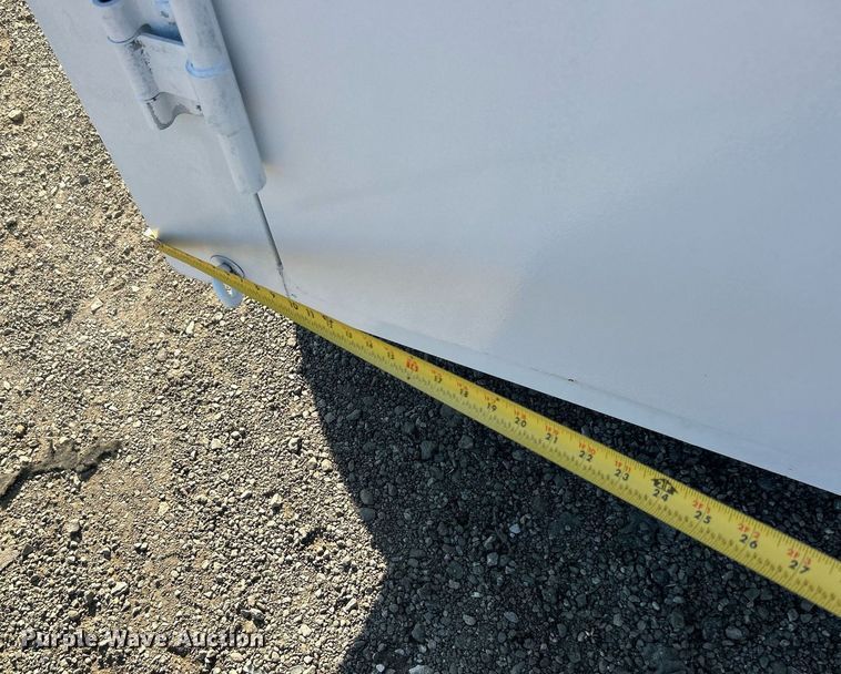 image for item EG1126 2007 CM Trailers enclosed cargo trailer