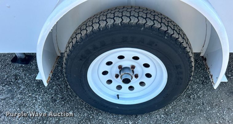 image for item EG1126 2007 CM Trailers enclosed cargo trailer