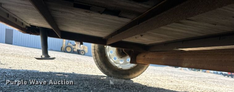 image for item EG1126 2007 CM Trailers enclosed cargo trailer